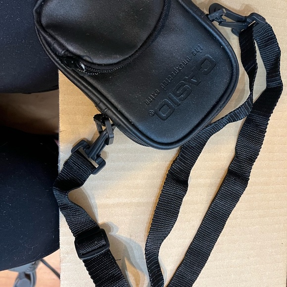 CASIO The Unexpected Extra Vintage Carrying Case - Picture 5 of 10